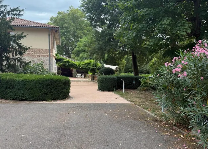 호텔 Restaurant Les Boissieres Bioule